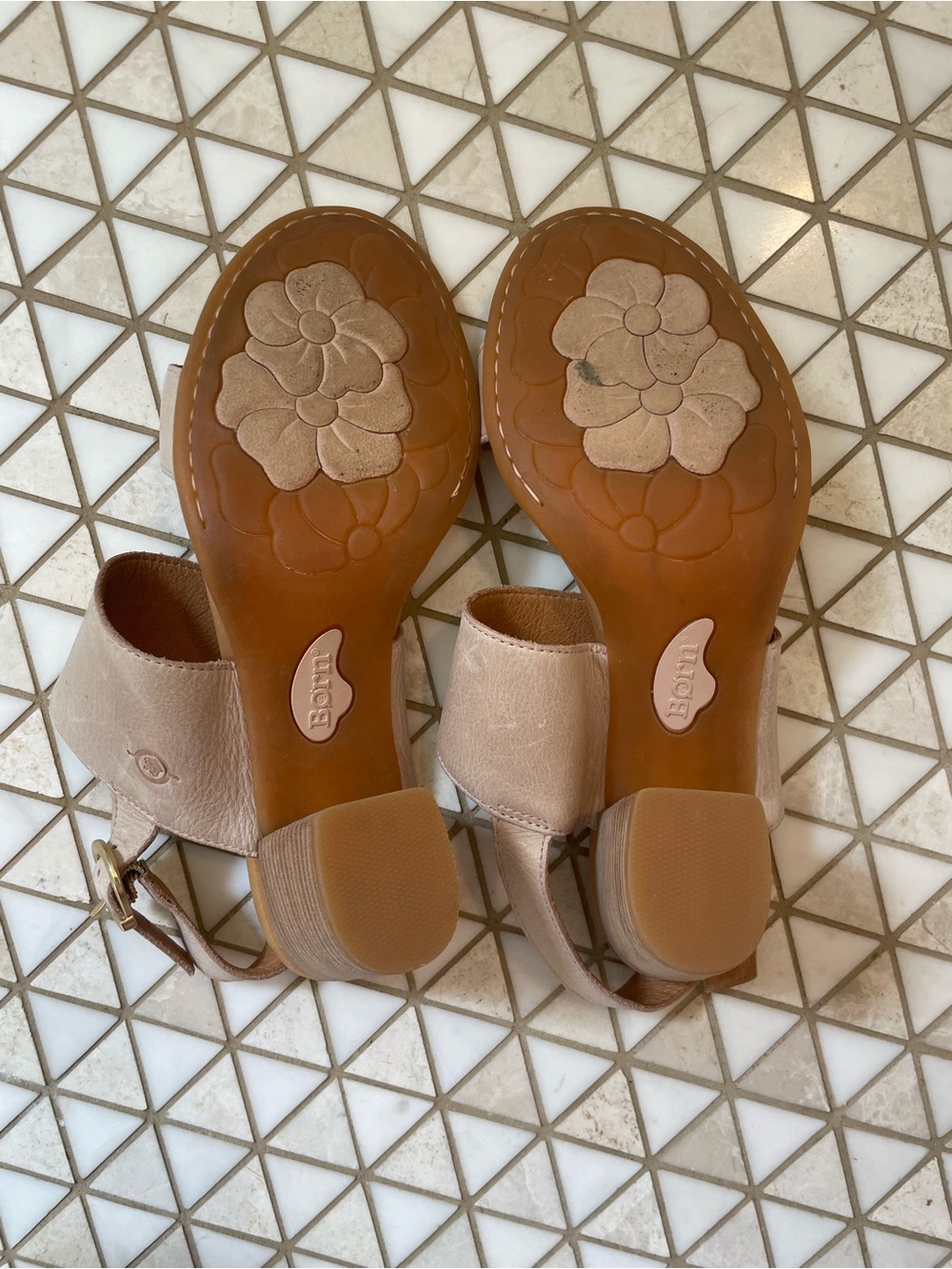 Born Leather Heeled Sandals Women’s Size 9 - Picture 6 of 7